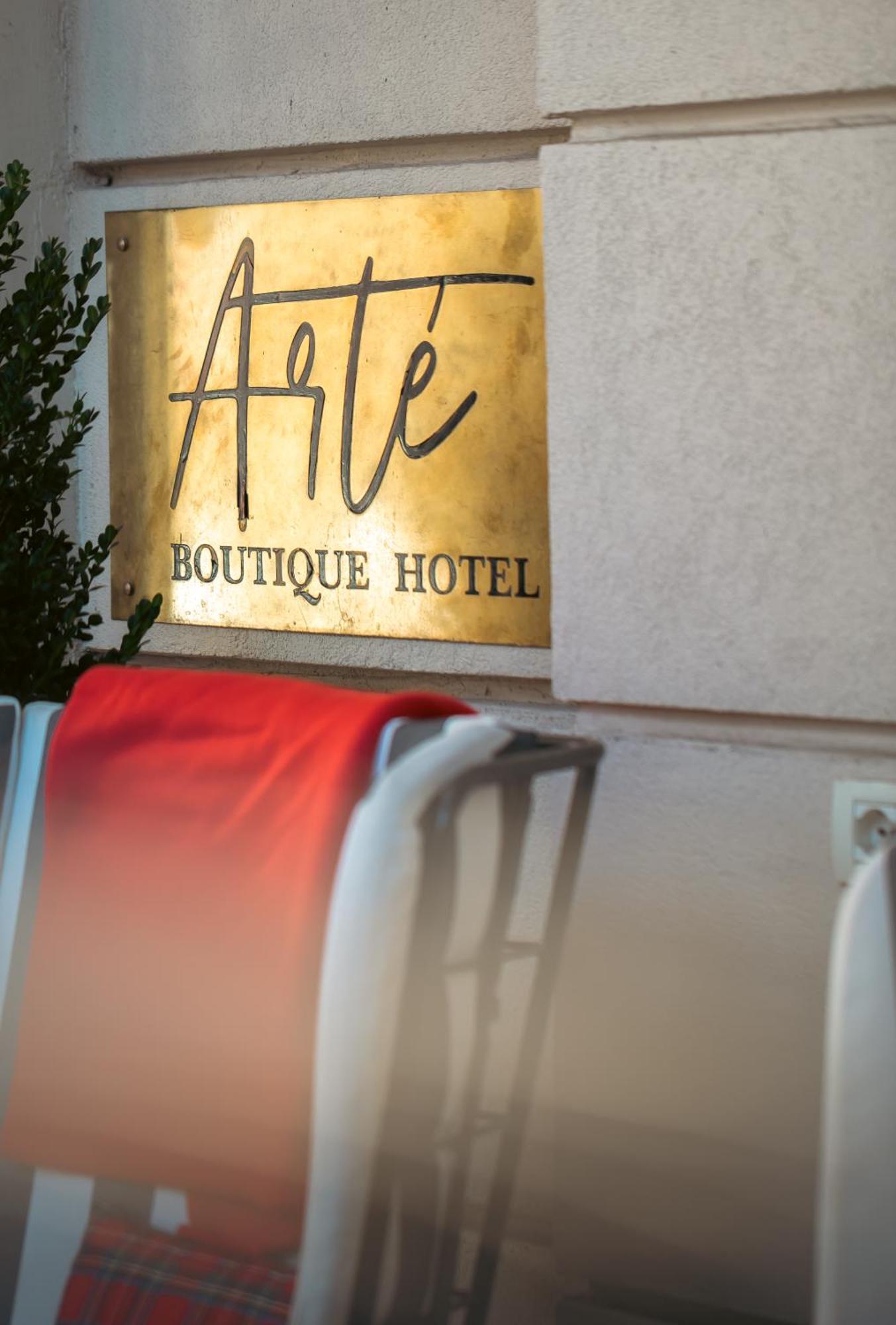 Arté Boutique Hotel Tirana Exterior foto